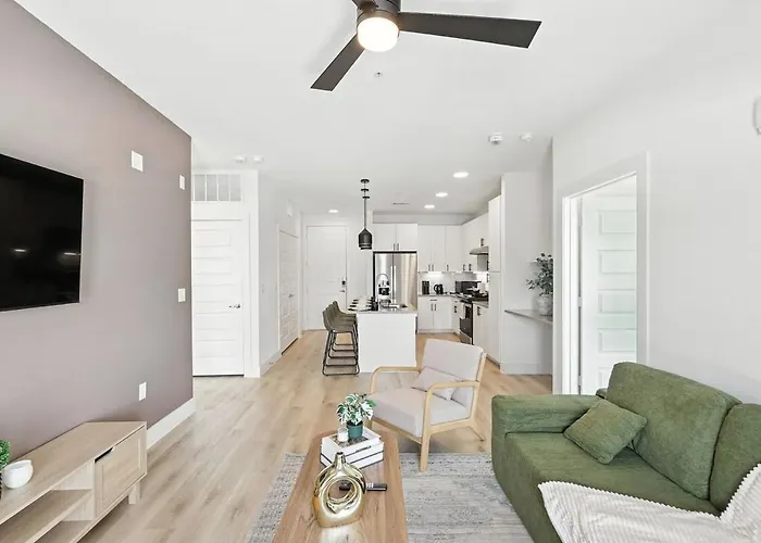 Apartamento 95 Luxury 2b2b Dt Worth, Style Pool & Gym, Golf Simulator, 7m To Dickies Stadium, 15m To At&t Stadium Fort Worth