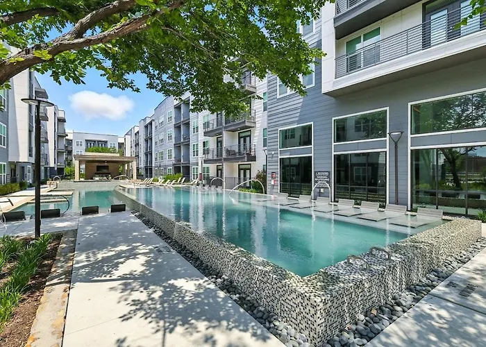 95 Luxury 2b2b Dt Worth, Style Pool & Gym, Golf Simulator, 7m To Dickies Stadium, 15m To At&t Stadium * Fort Worth