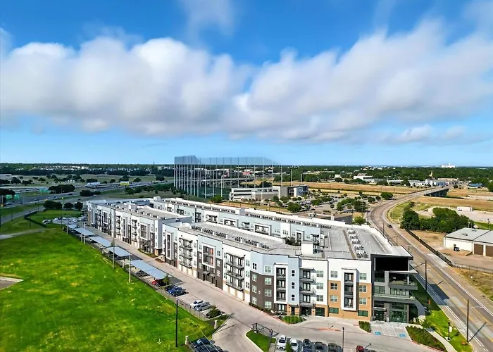 95 Luxury 2b2b Dt Worth, Style Pool & Gym, Golf Simulator, 7m To Dickies Stadium, 15m To At&t Stadium * Fort Worth